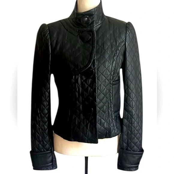 Peter Nygard Quilted Black Leather Jacket Cropped Fitted Size 6 - Picture 1 of 15